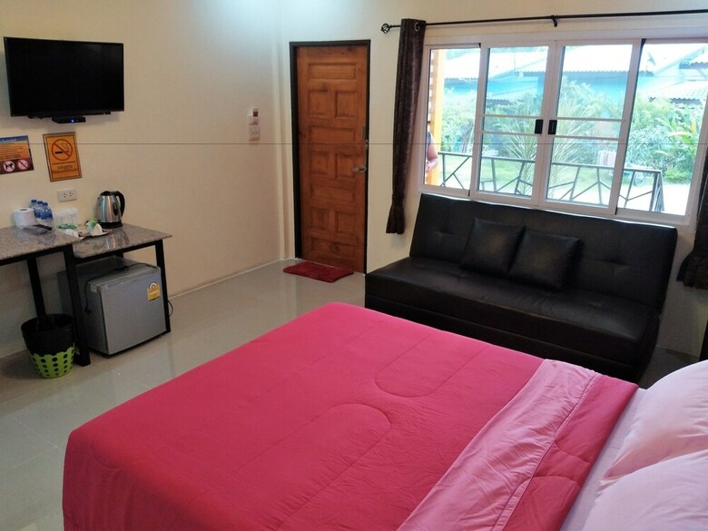 Hotel Baan Suan  Meetang Resort