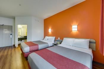 Motel 6 - Toronto - Brampton
