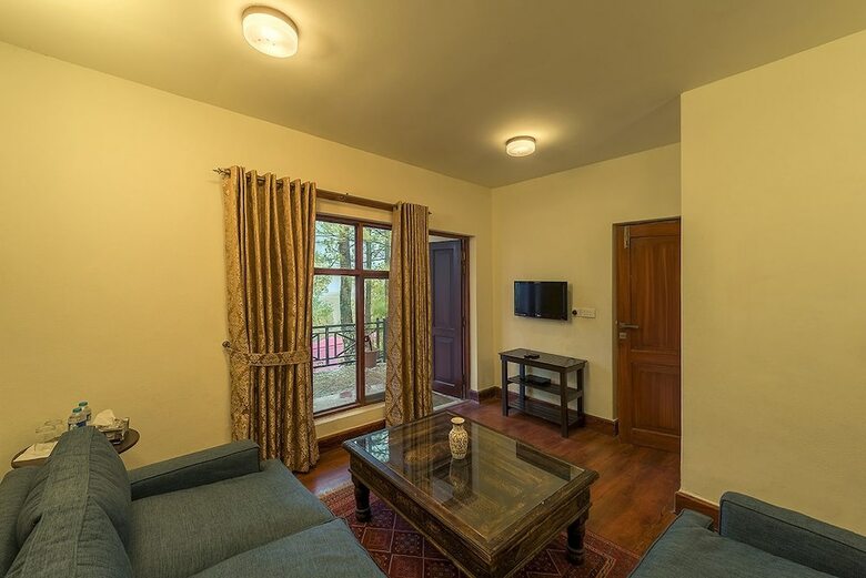 Hotel Arcadian Blue Pines
