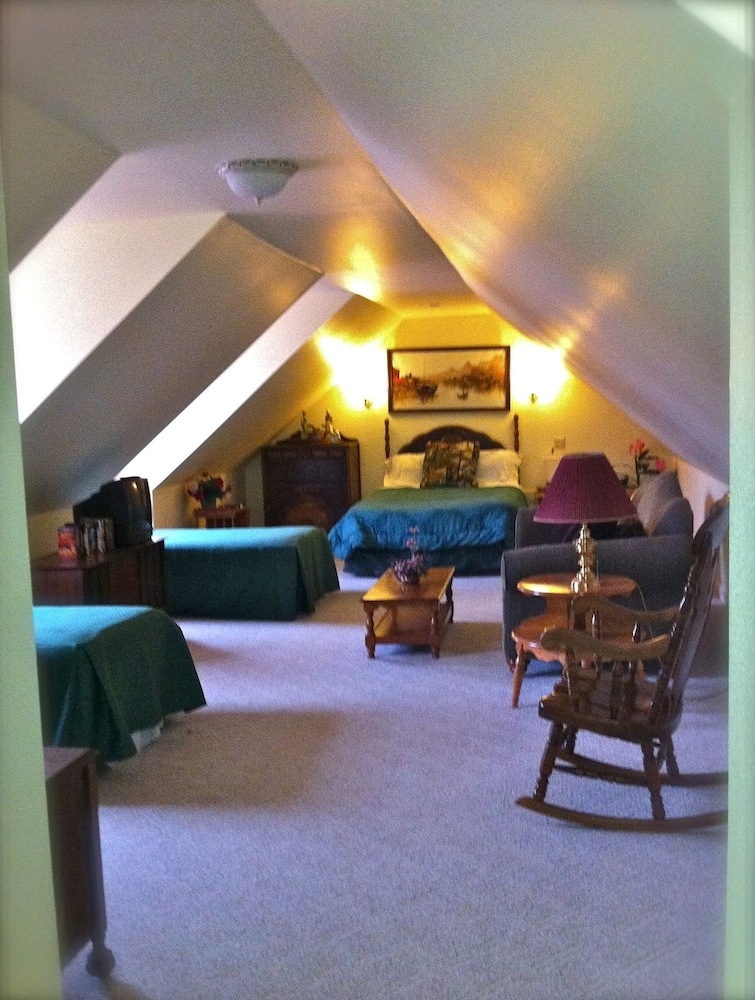 Bed & Breakfast The Abb� House Inn