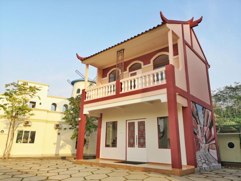 Hotel River Walk Urban Camping House