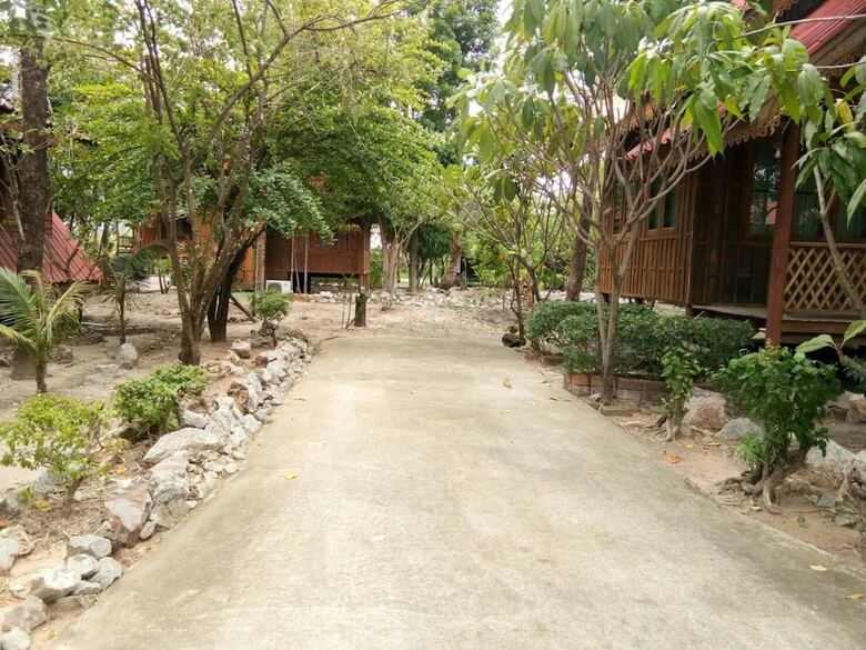 Hotel Vassanadee Resort And Camp