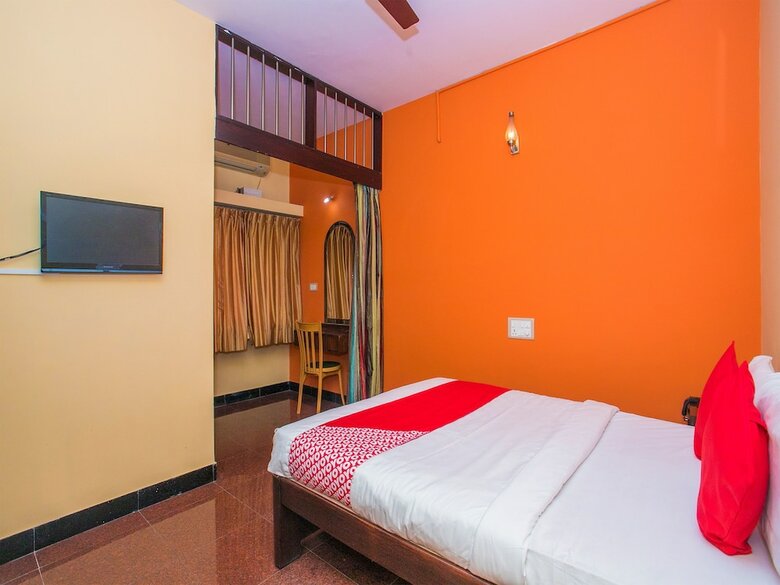 Hotel Oyo 16896 Priyanka Residency