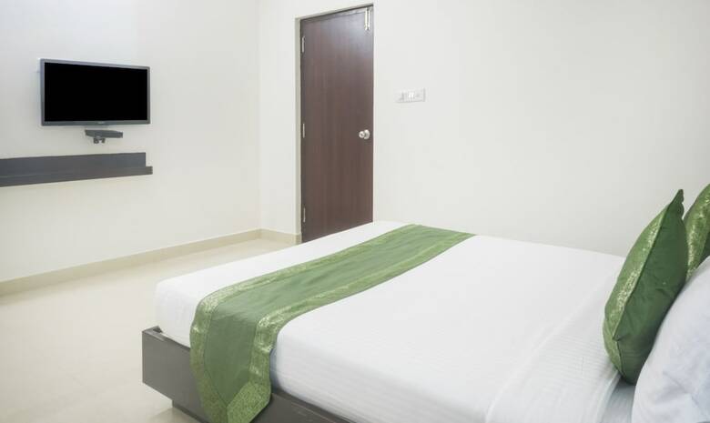 Hotel Treebo Raj Avenue