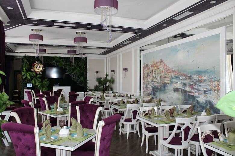 Posada Zarafshan Grand Hotel