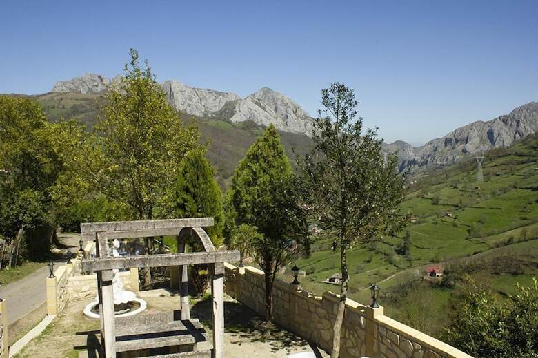 Hotel Balc�n Del Angliru