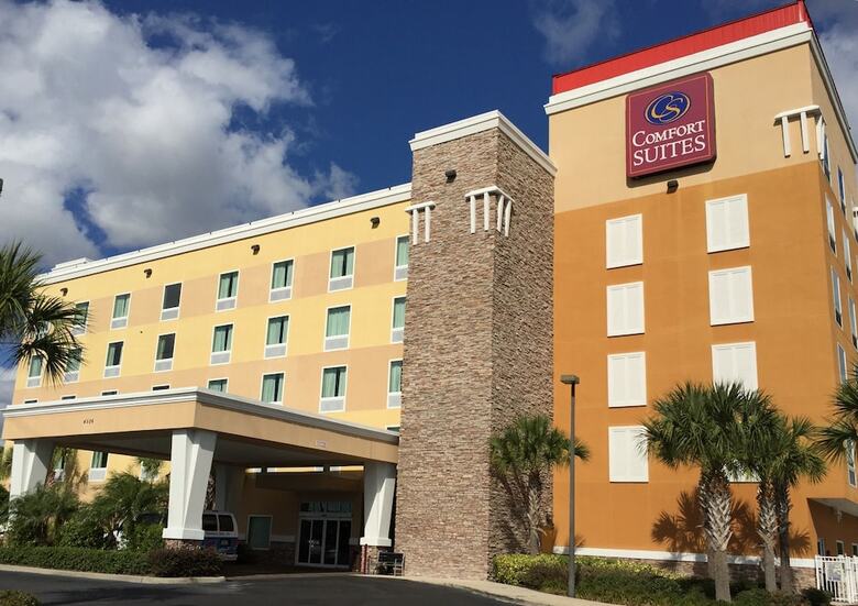Hotel Comfort Suites At Fairgrounds-casino