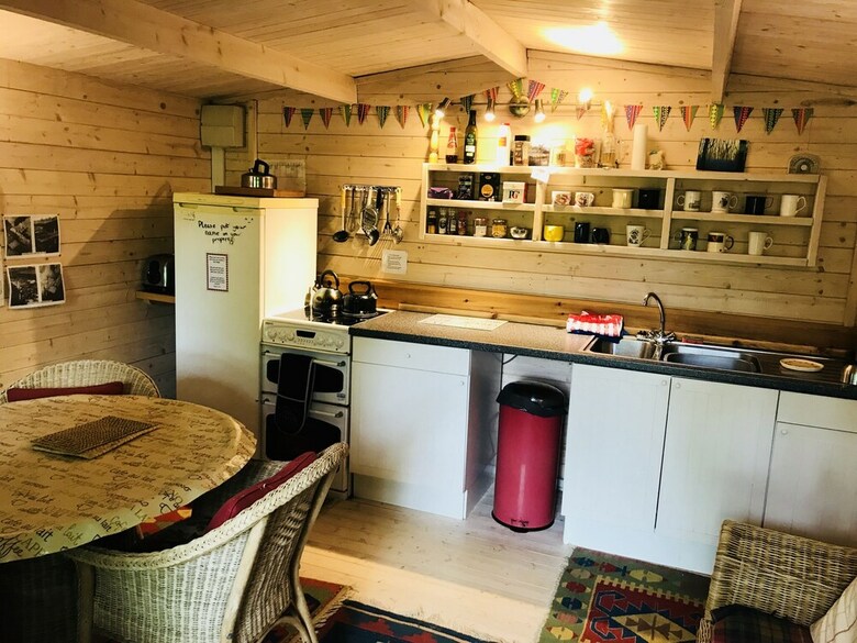 Cabana Cotswolds Camping At Holycombe