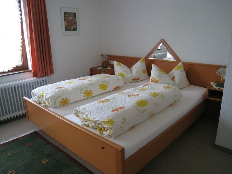 Gasthaus Pension Donish�usle