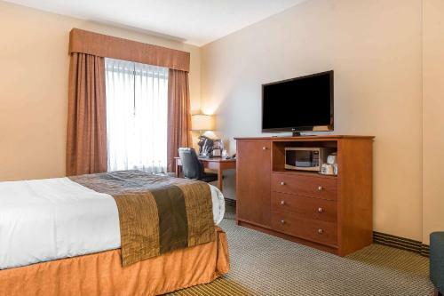 Hotel Quality Inn & Suites Hawkesbury