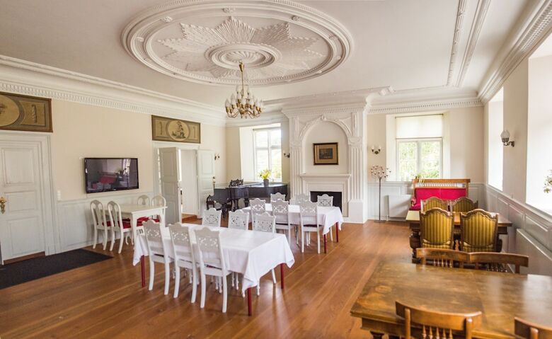 Bed & Breakfast Rydhave Slot Hotel