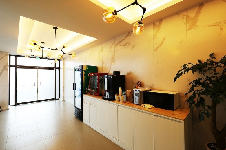 M7 Hotel