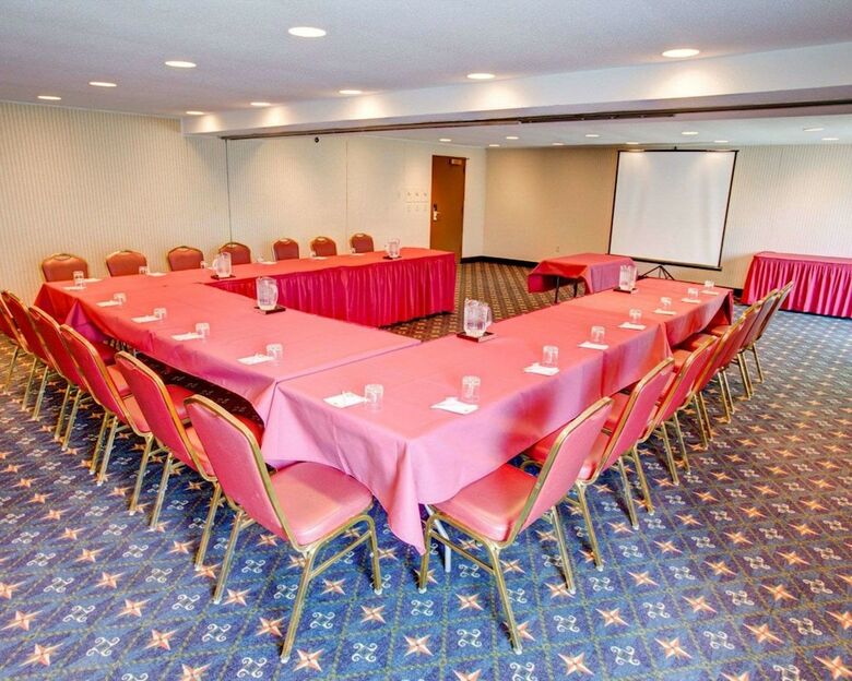 Hotel Comfort Inn Conference Center