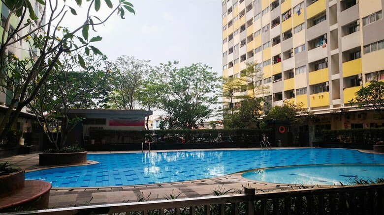 Homey Apartment @ Sentra Timur Residence
