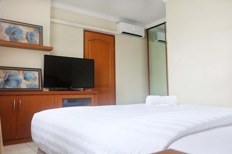 Apartamentos Modern Mediterania Lagoon Residence