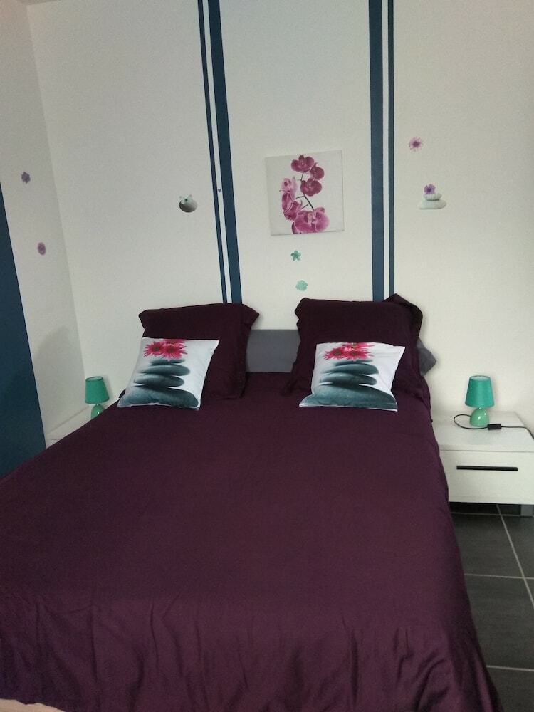 Hotel La Vall�e Des Noyers