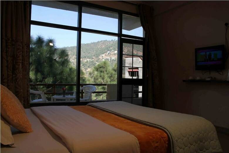 Hotel Atul Regency