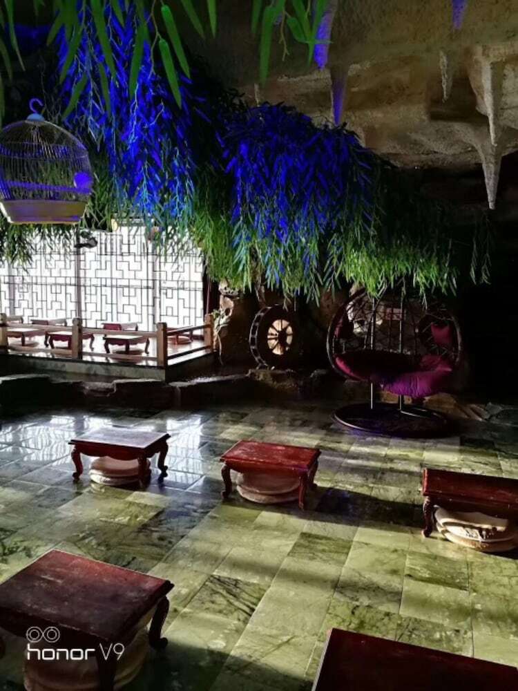 Shui Mu Gu Han Zheng Hotel