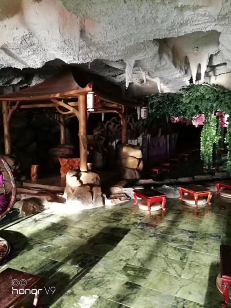 Shui Mu Gu Han Zheng Hotel