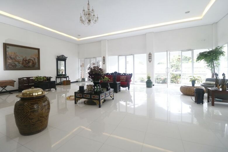 Hotel Reddoorz Near Lampung Walk