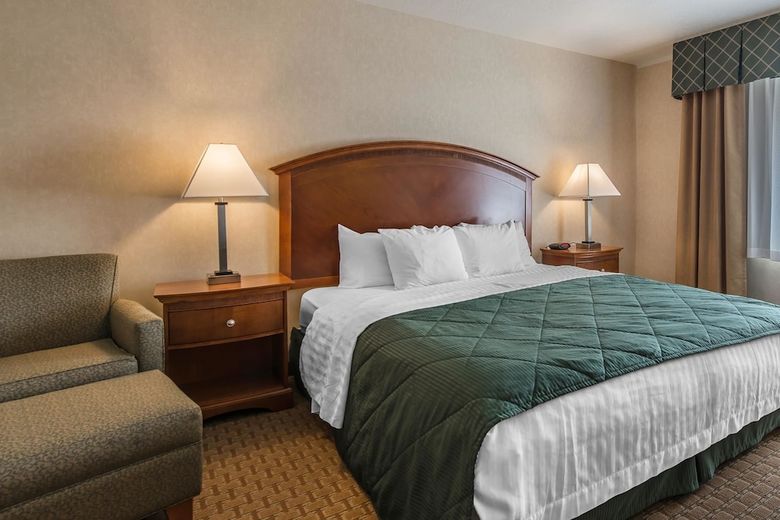 Hotel Baymont By Wyndham Fort Morgan