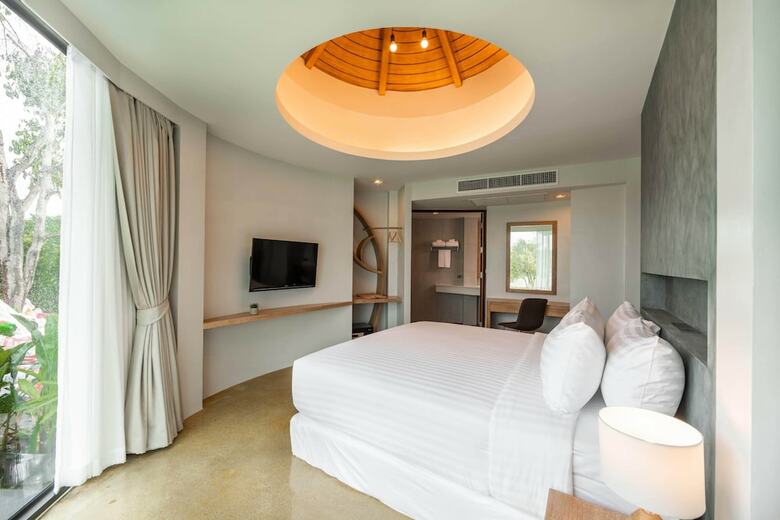 Hotel Na Tree Tara Riverside Resort