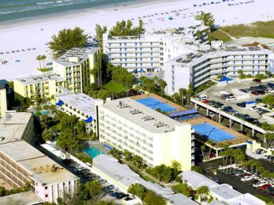 Hotel Alden Beach Resort & Suites