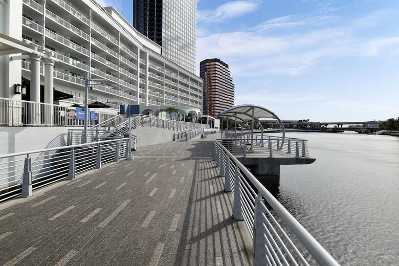 Hotel Sheraton Tampa Riverwalk