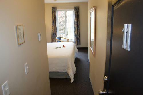 Posada Rum Runner Inn