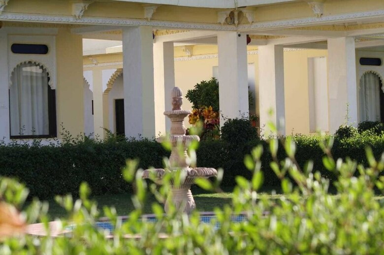 Hotel Rasik Priya Resort