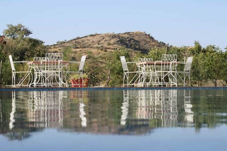 Hotel Rasik Priya Resort