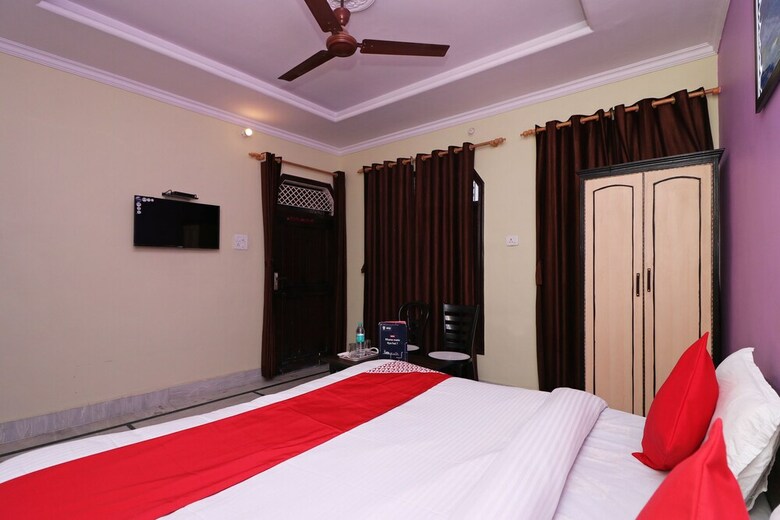 Oyo 7054 Hotel Amabalika