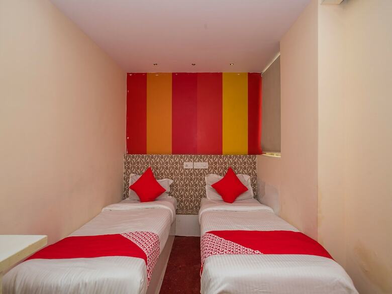 Hotel Oyo 16568 Bhagini Residency