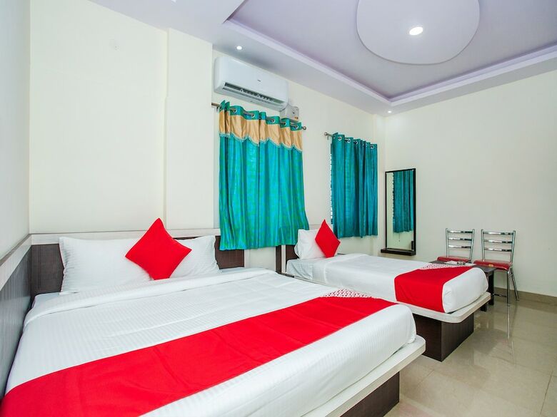 Hotel Oyo 16405 Rg Residency