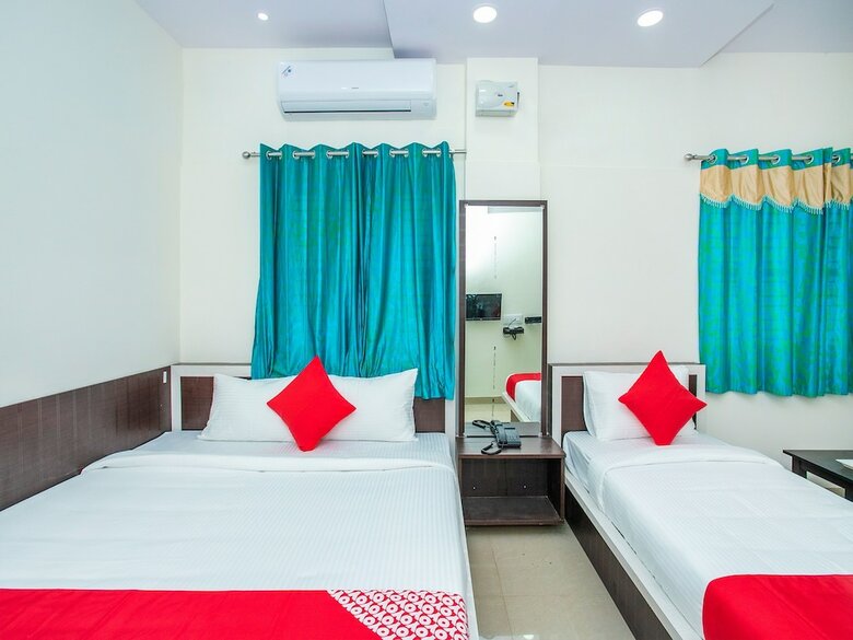 Hotel Oyo 16405 Rg Residency