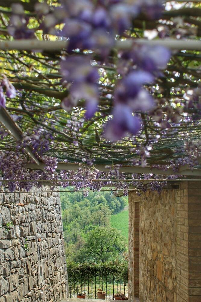 Bed & Breakfast Castello Di Belforte