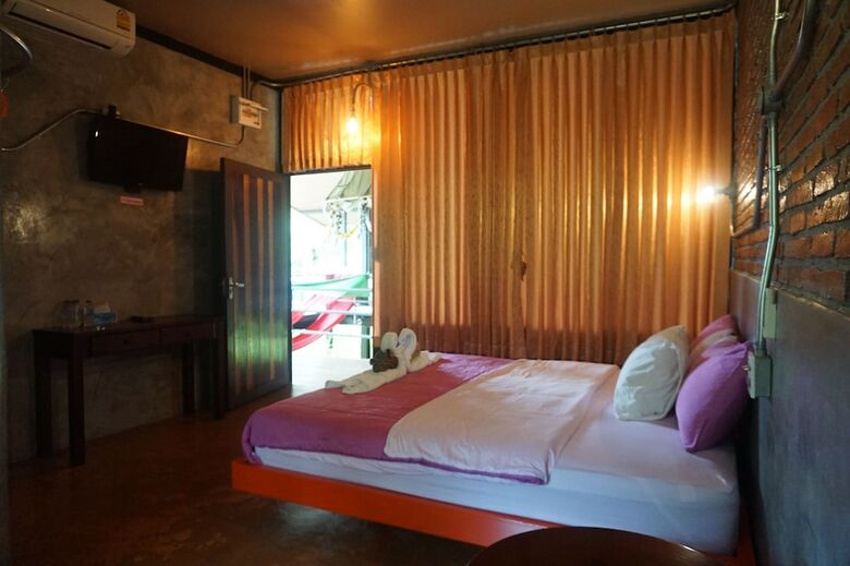 Hotel Steelloft  Home Stay