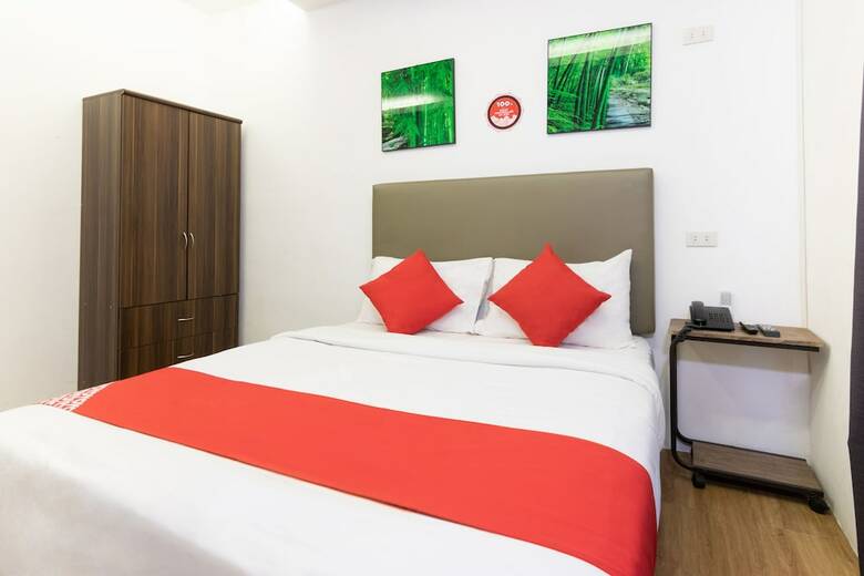 Hotel Oyo 108 Spiral Suites