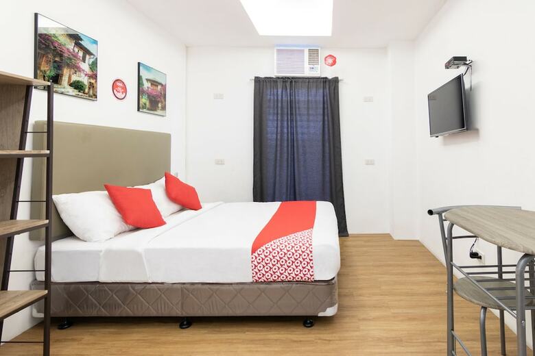 Hotel Oyo 108 Spiral Suites