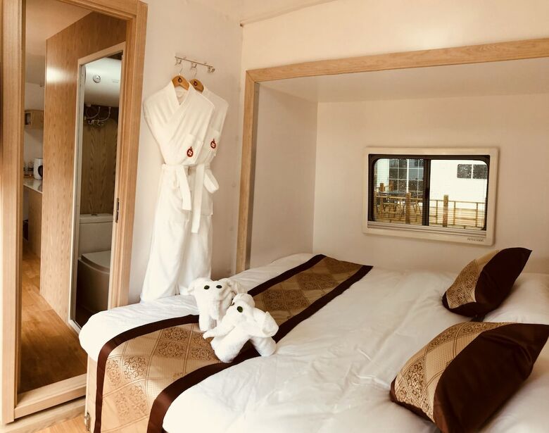 Micheng Rv Lijiang Camping