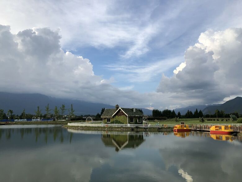 Micheng Rv Lijiang Camping