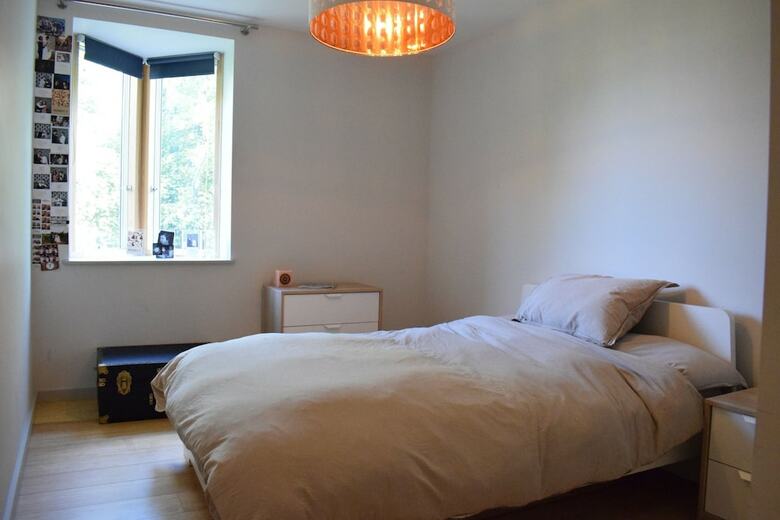 Apartamentos Modern 2 Bedroom Flat With Balcony