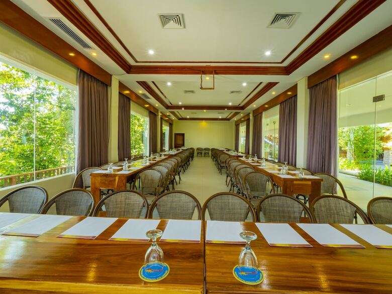 Hotel Sunlight Eco Tourism Island Resort