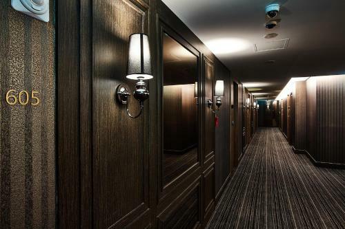 Hotel Wanted