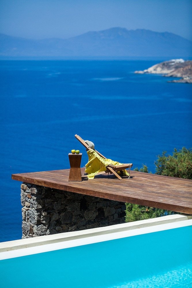 Villa Corina By The Pearls Collection