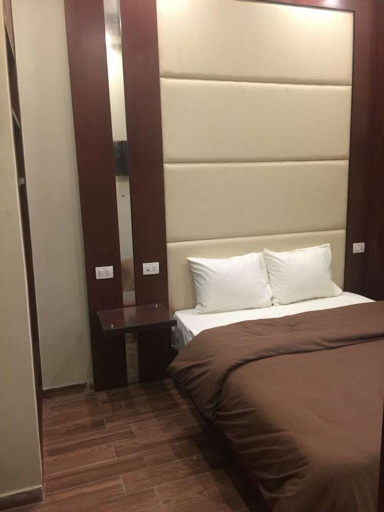 Grand Palace Hotel