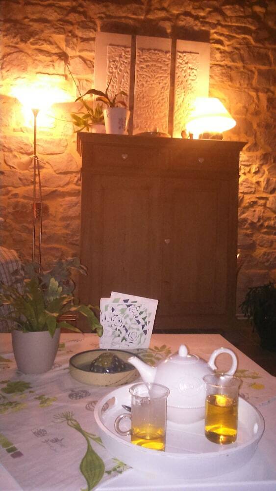 Bed & Breakfast La Cocagni�re - In A Rural Location