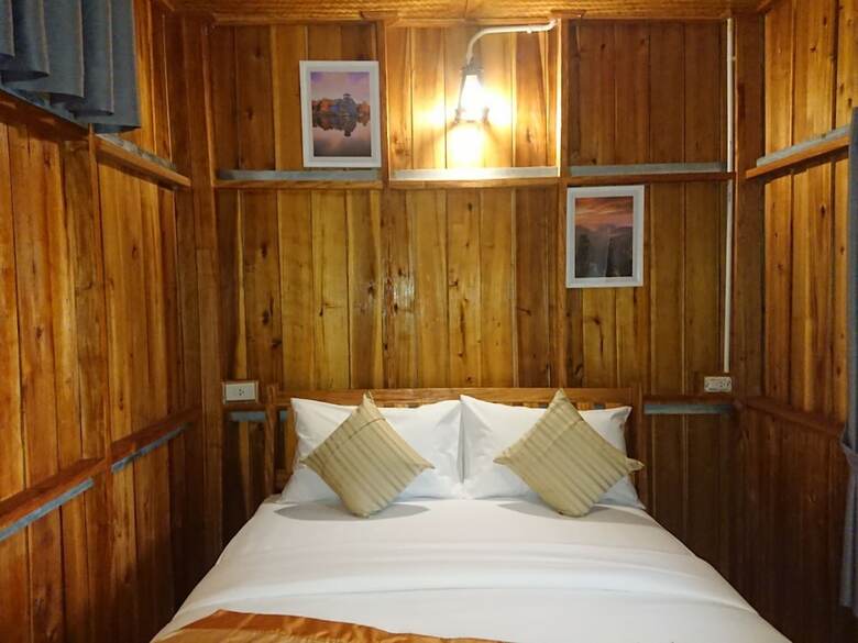 Hotel Lanta Para Hut