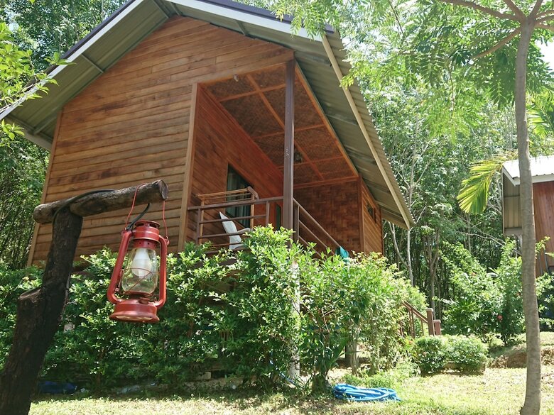 Hotel Lanta Para Hut