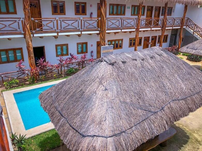 Hotel Hacienda Dos Ojos